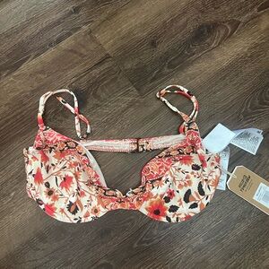 Billabong Red and Orange underwire Bikini top with Adjustable Straps